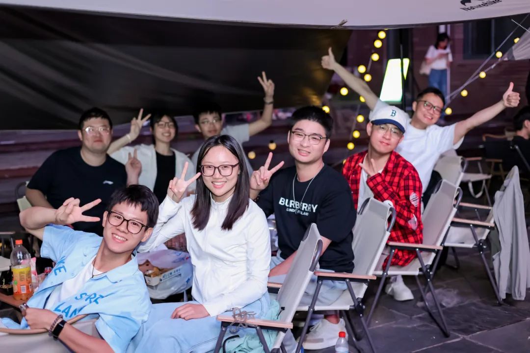 同济大学2025“共话青春，逐梦新程”天幕夜话活动举行