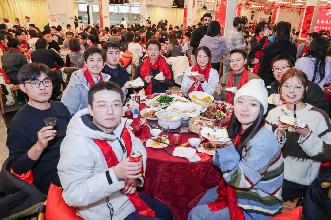 超幸福！在同济过年，就是这么暖！