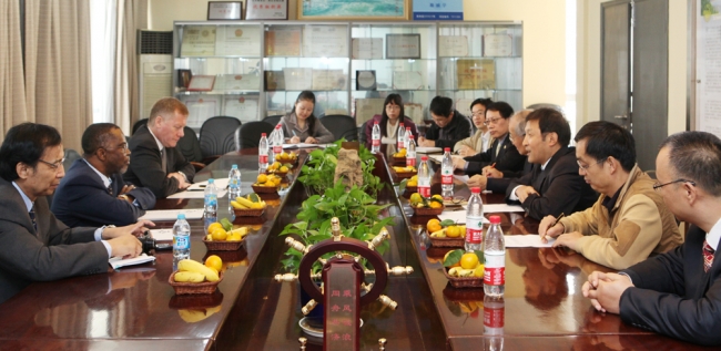 国际海底管理局秘书长尼尔·奥丹顿一行来访