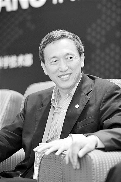 科技日报 裴钢校长