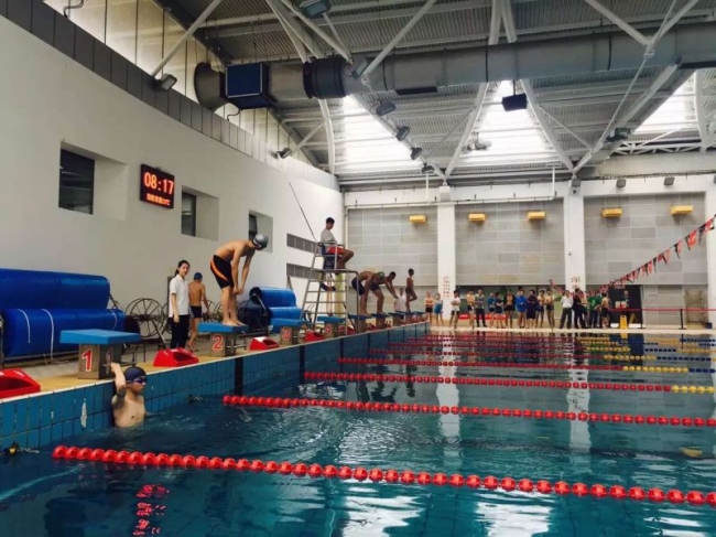 游泳比赛2 游泳比赛2