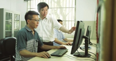 文汇报--童小华教授